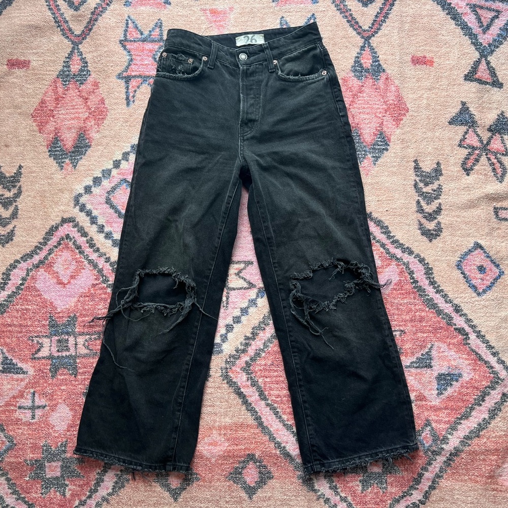 Free People Distressed Wide Leg Cropped Jeans ⭐️ Size 26 ⭐️ Button Fly
